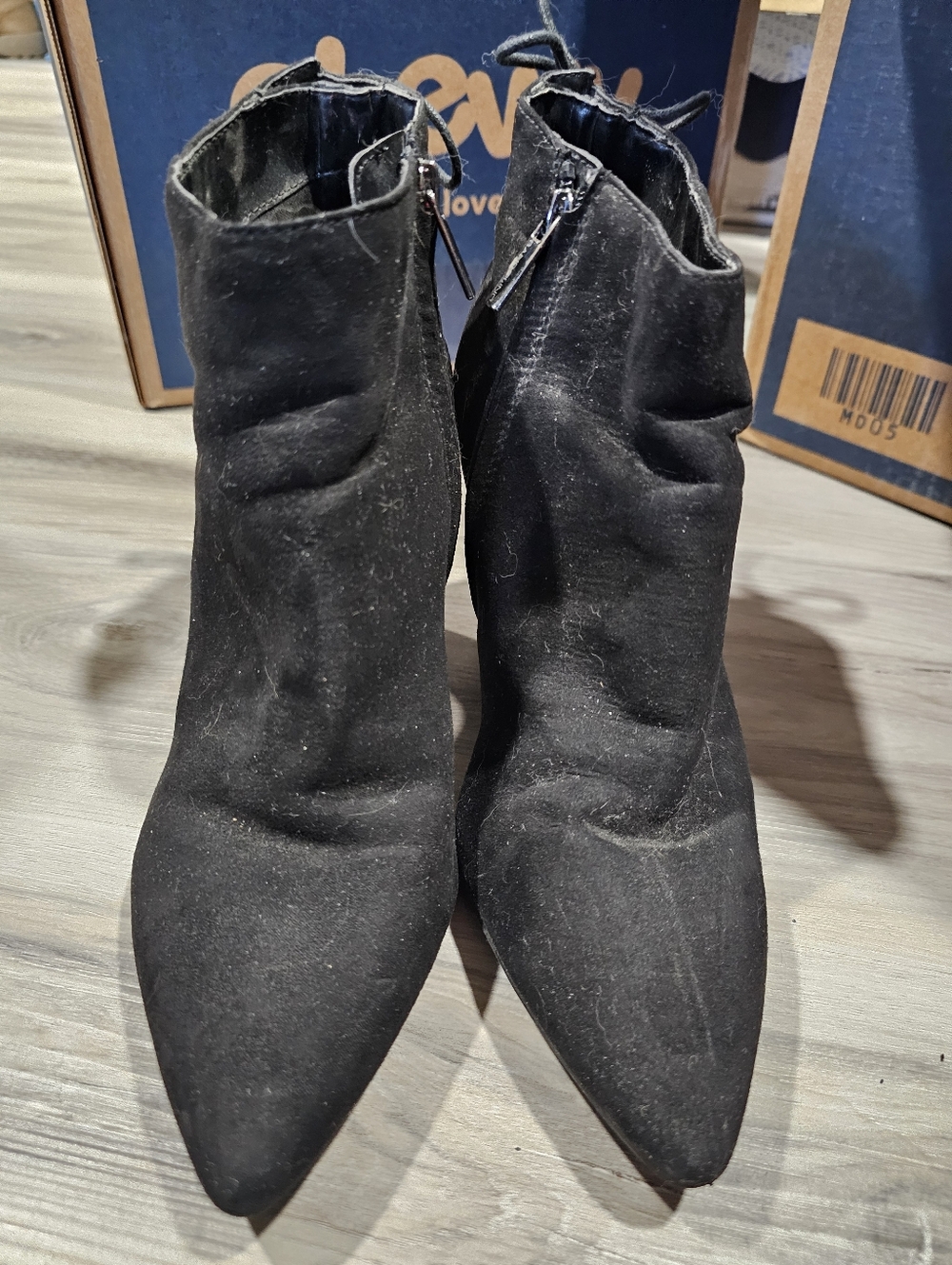 Black Women's Pointed Toe Ankle Boots